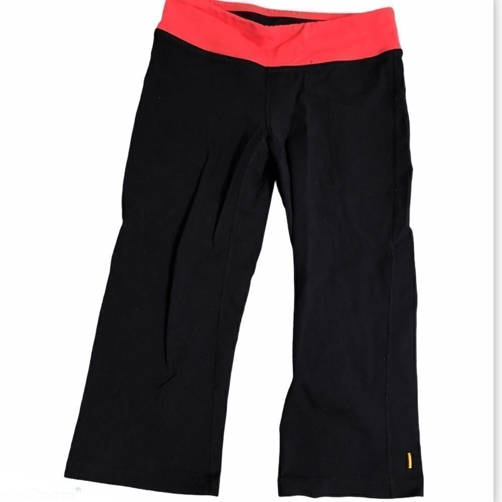 Lucy black capri cropped yoga pants leggings straight wide  leg XS